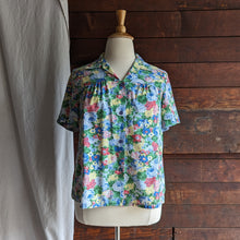 Load image into Gallery viewer, 90s Vintage Floral Blouse
