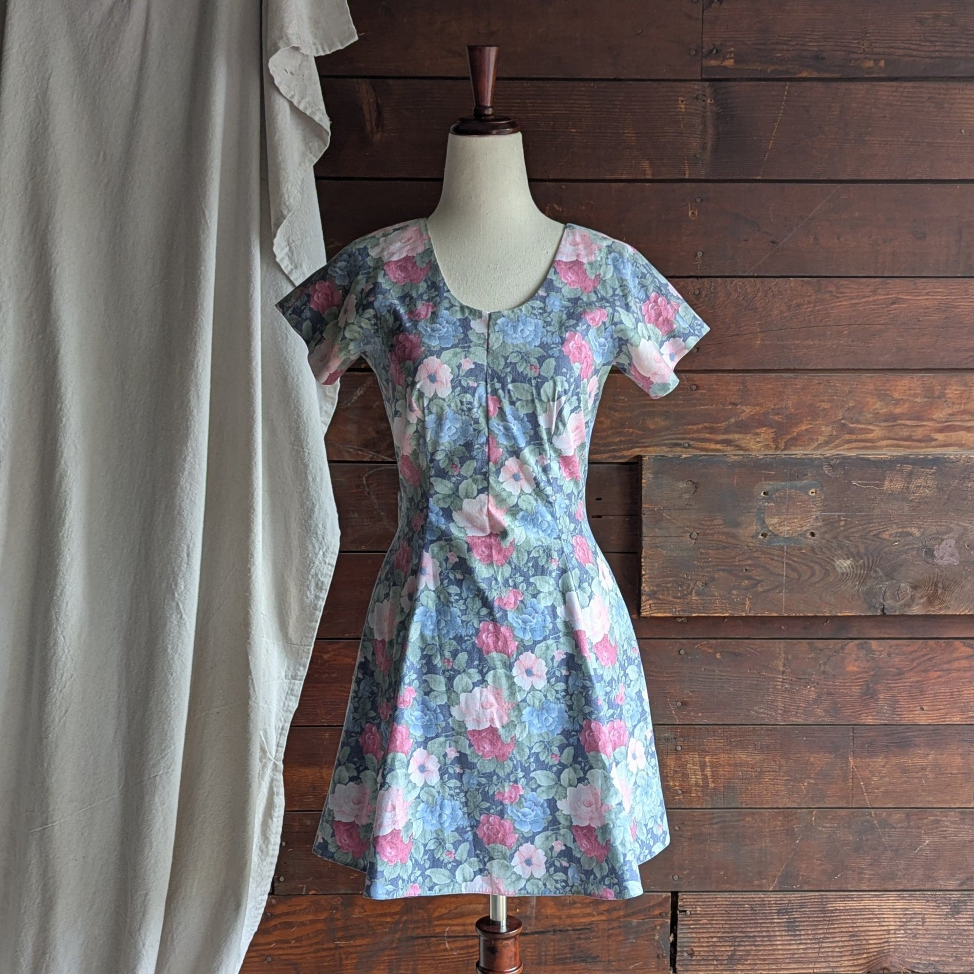 90s Vintage Homemade Rose Print Mini Dress Forager Vintage 90s Vintage Homemade Rose Print Mini Dress Forager Vintage