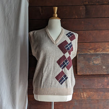 Load image into Gallery viewer, Plus Size Wool Blend Mens Sweater Vest
