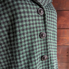Load image into Gallery viewer, 90s Vintage Green and Black Checkered Blazer
