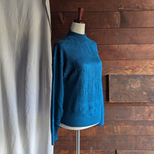 Load image into Gallery viewer, 90s Vintage Blue Knit Turtleneck Sweater
