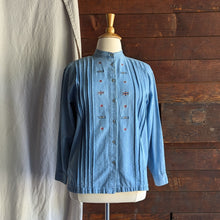 Load image into Gallery viewer, 90s Vintage Long Sleeve Embroidered Pintuck Shirt
