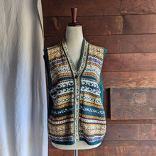 Load image into Gallery viewer, 90s Vintage Green Cotton Sweater Vest
