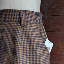 Load image into Gallery viewer, 90s Vintage Brown Wool Pencil Skirt
