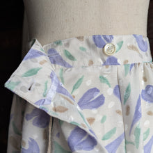 Load image into Gallery viewer, 80s Vintage Flowy White Floral Maxi Skirt
