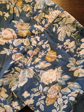 Load image into Gallery viewer, 90s Vintage Teal Floral Print Button Up Shirt

