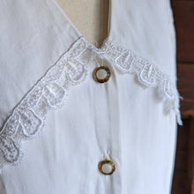 Load image into Gallery viewer, 80s Vintage White Blouse with Large Collar
