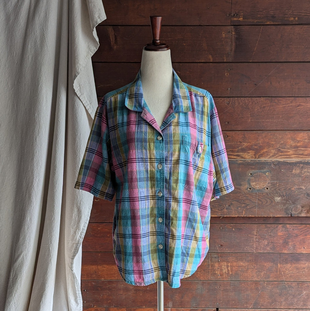 90s Vintage Lightweight Plaid Short Sleeve Shirt