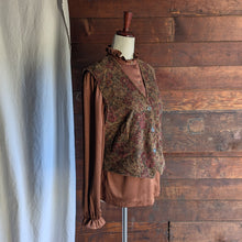 Load image into Gallery viewer, 70s Vintage Ruffled Brown Blouse
