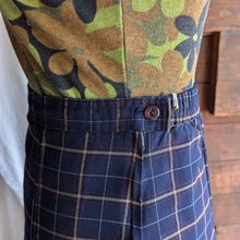 Load image into Gallery viewer, 90s Vintage Navy Plaid Mini Skirt
