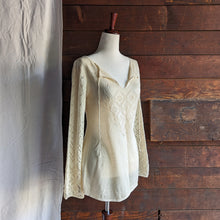 Load image into Gallery viewer, 90s Vintage Cream Knit Top
