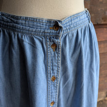 Load image into Gallery viewer, 90s Vintage Plus Size Denim Ruffle Skirt
