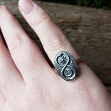 Load image into Gallery viewer, Sterling Silver Infinity Snake Ring (size 7-8)
