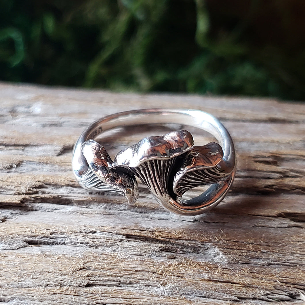 Sterling Silver Chanterelle Mushroom Ring (size 7)