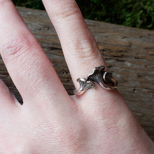 Load image into Gallery viewer, Sterling Silver Chanterelle Mushroom Ring (size 7)
