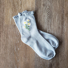 Load image into Gallery viewer, Ruffled Blue Daisy Socks
