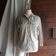 Load image into Gallery viewer, 90s Vintage Embroidered Khaki Shirt
