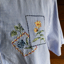 Load image into Gallery viewer, 90s Vintage Plus Size Embroidered Chambray Shirt
